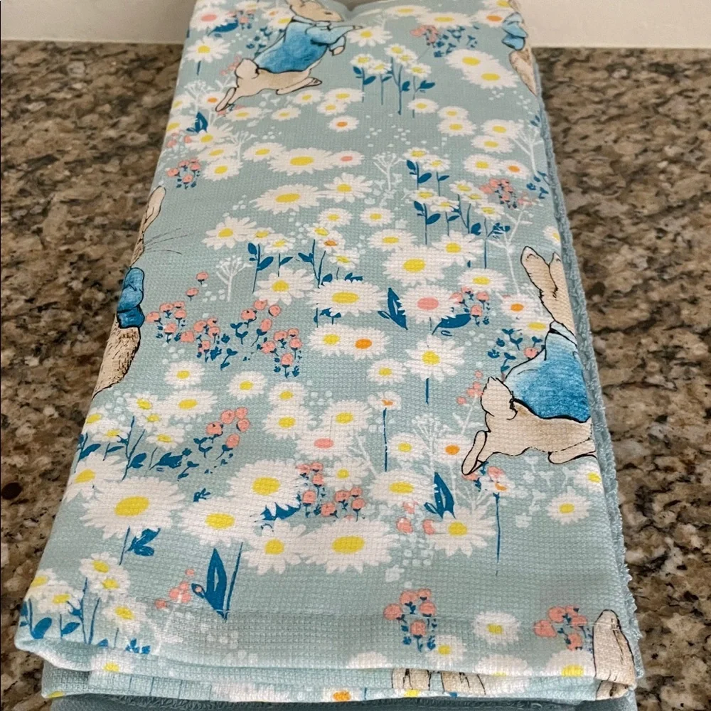 3 Pack Peter Rabbit Kitchen Towels - Picture 4 of 4